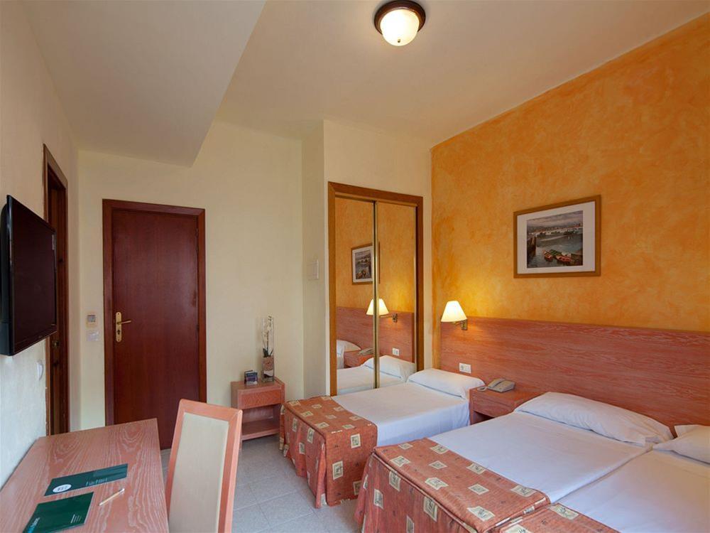 Hm Alma Beach - Adults Only Can Pastilla  Esterno foto
